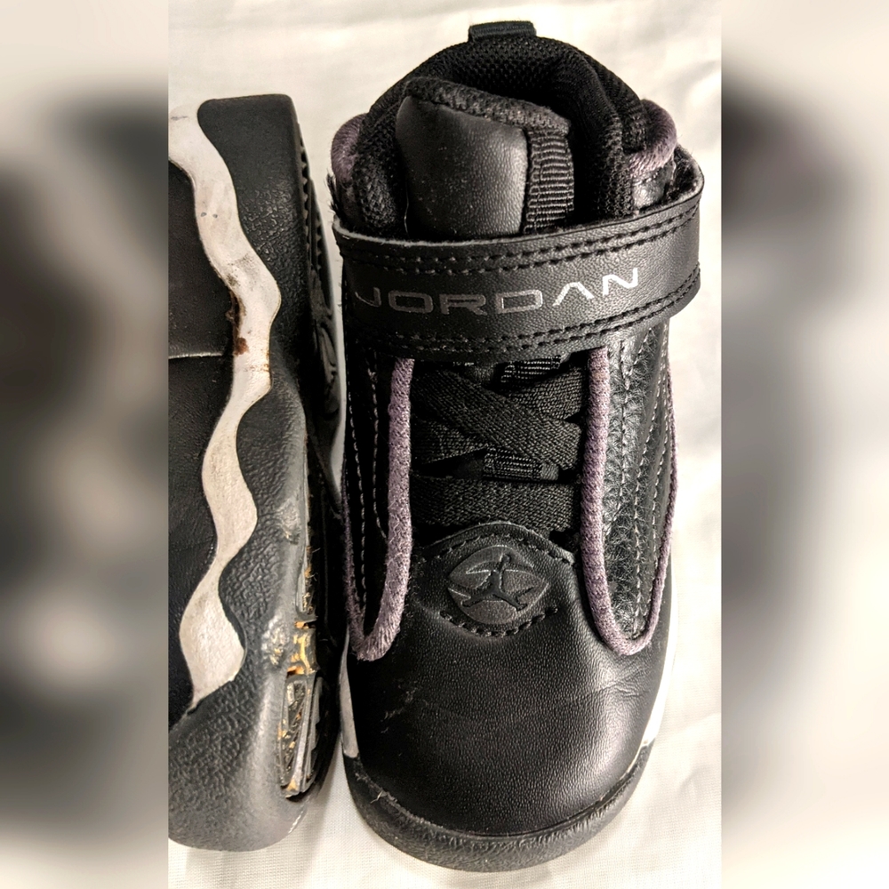 Nike Air Jordan Pro Strong Unisex Sneakers - Picture 4 of 8